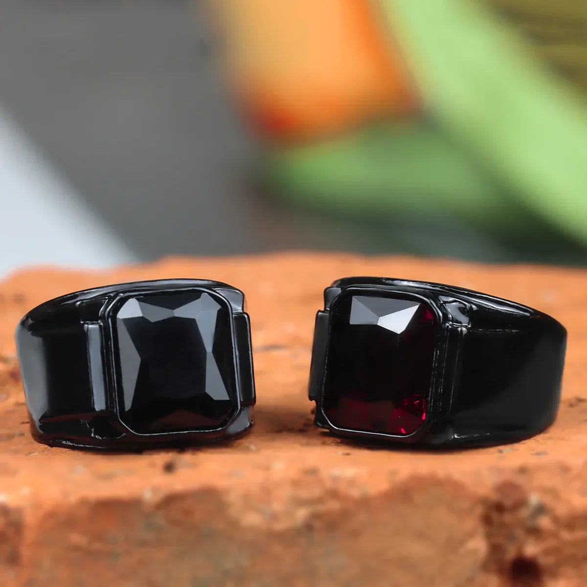 Unisex Punk Style Ring – Black & Red Enamel