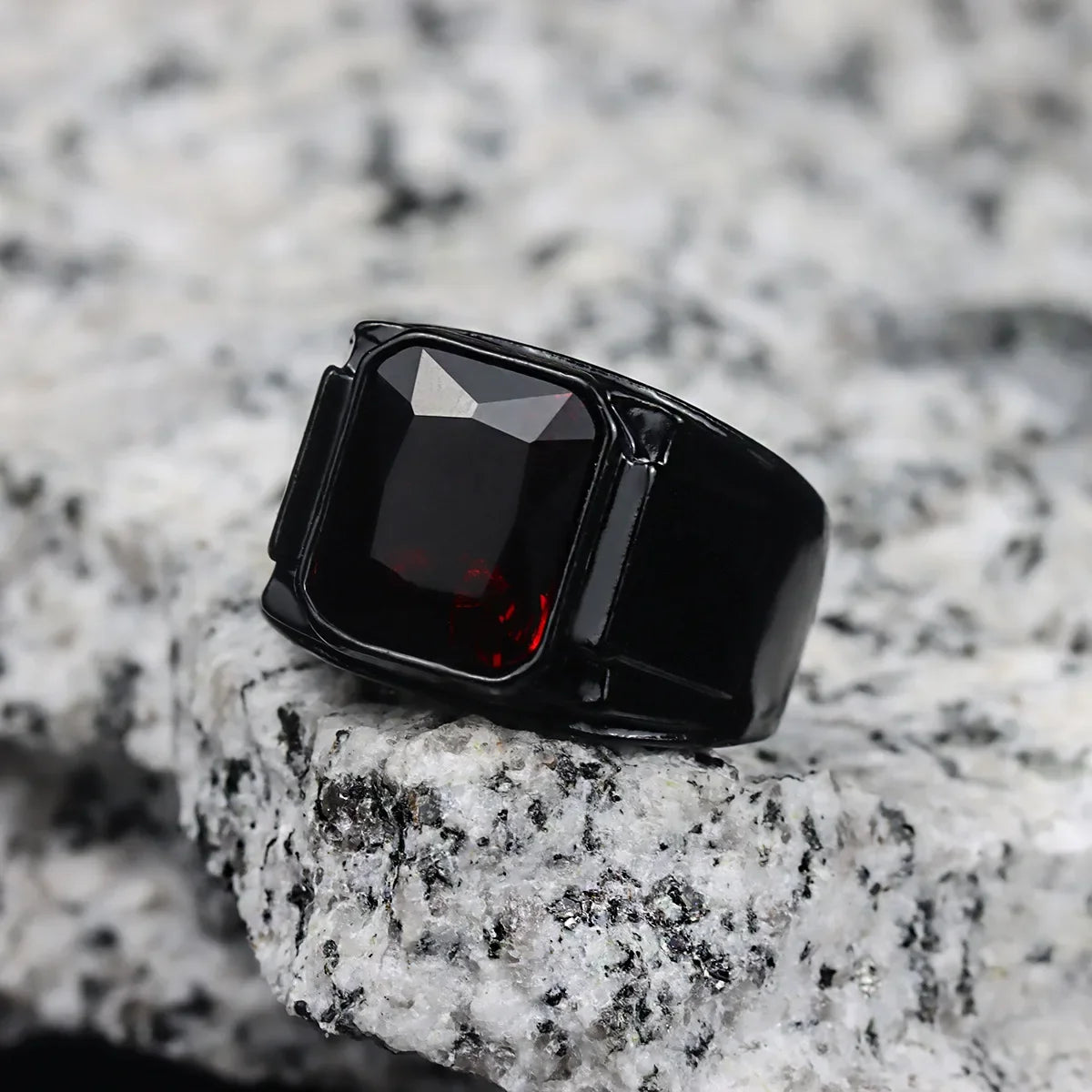 Unisex Punk Style Ring – Black & Red Enamel