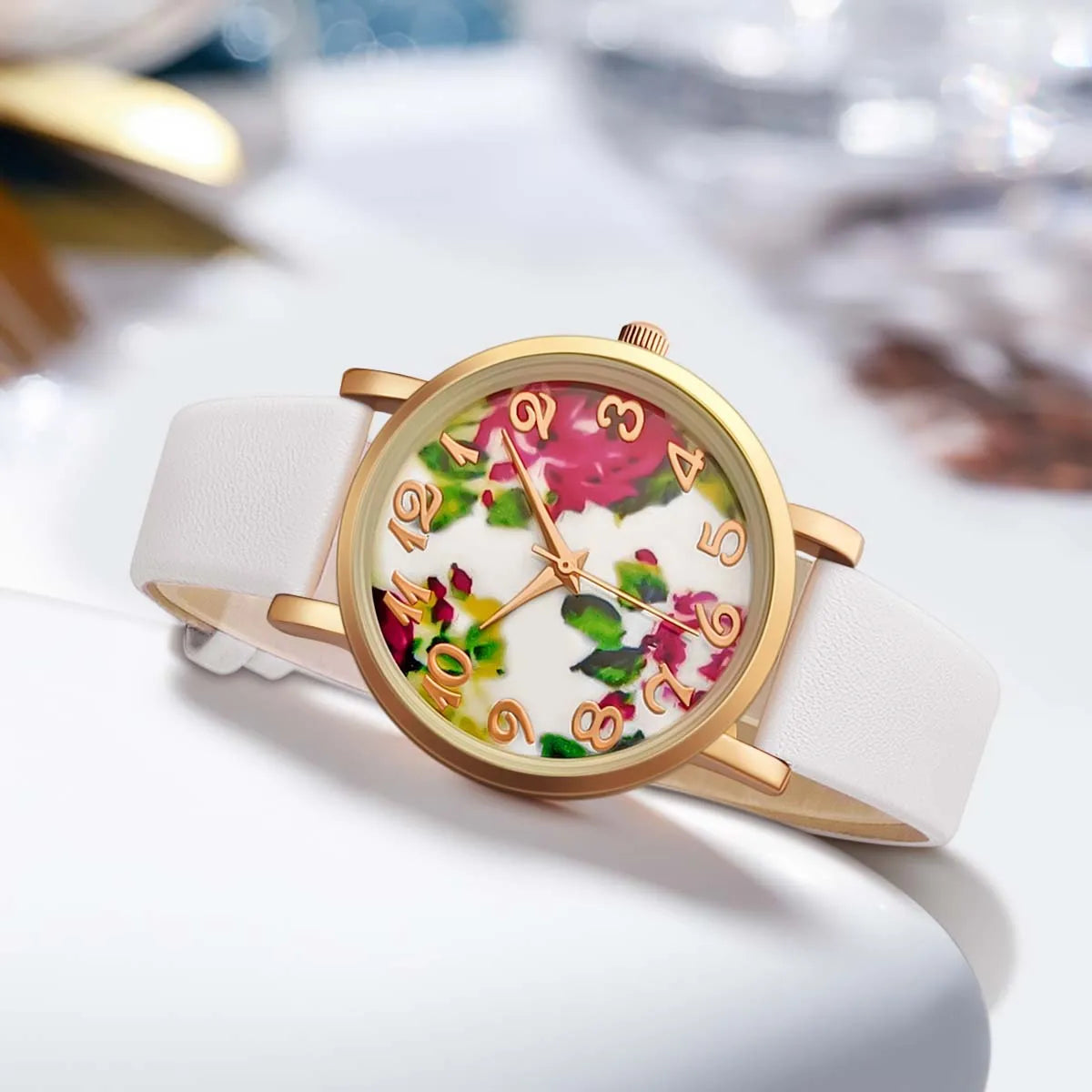 Classic Women’s Quartz Wristwatch