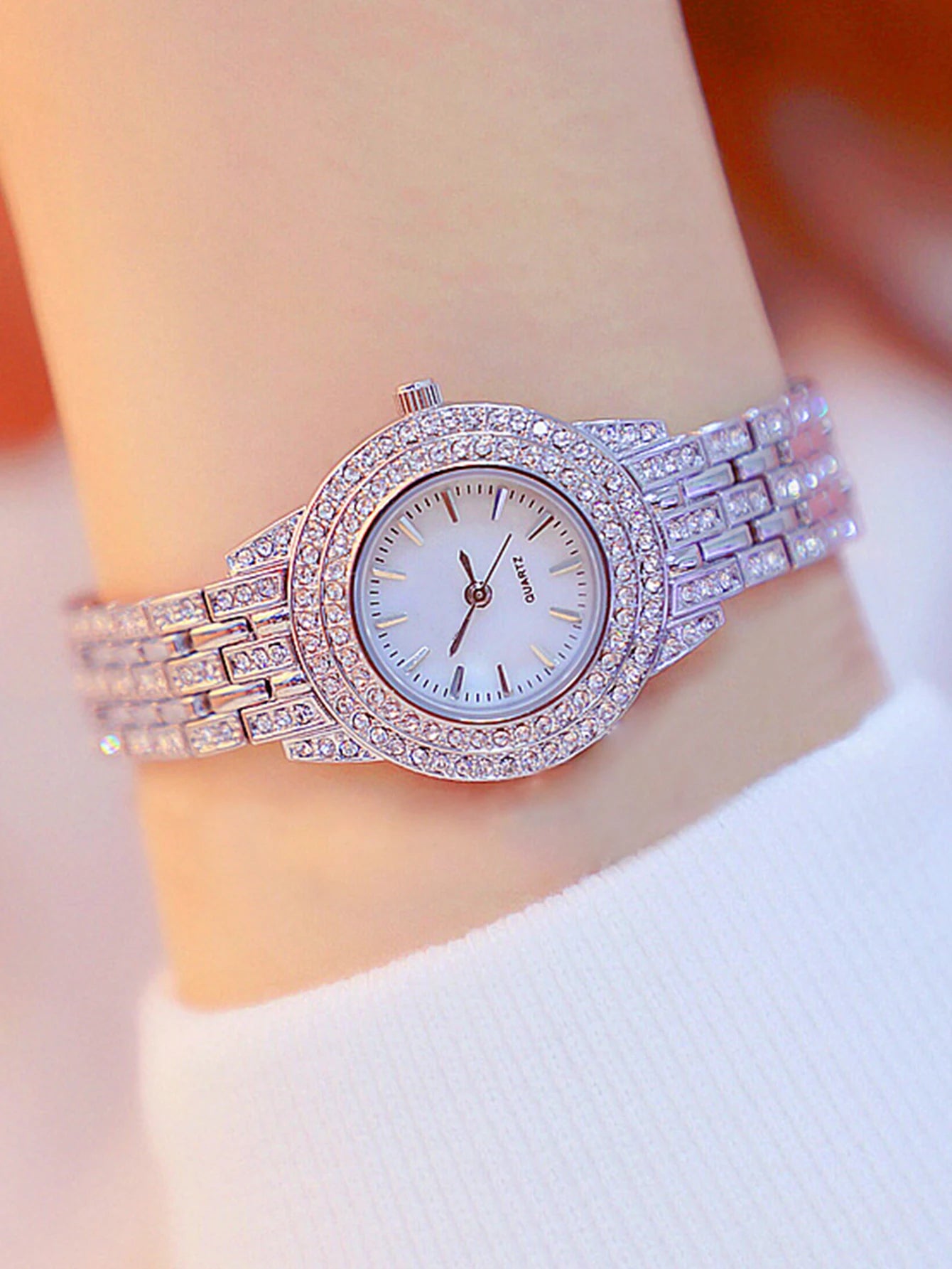 2pcs Diamond-Studded Quartz Bracelet Watch Set for Women