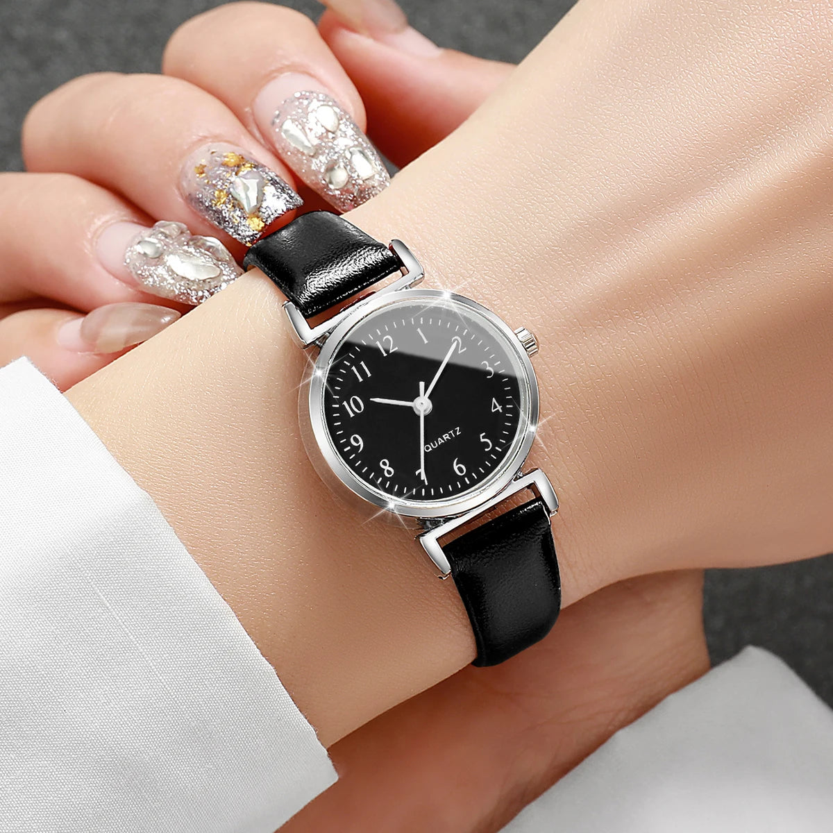 Fashion Small Dial Women's Quartz Watch – Leather Band Analog Wristwatch