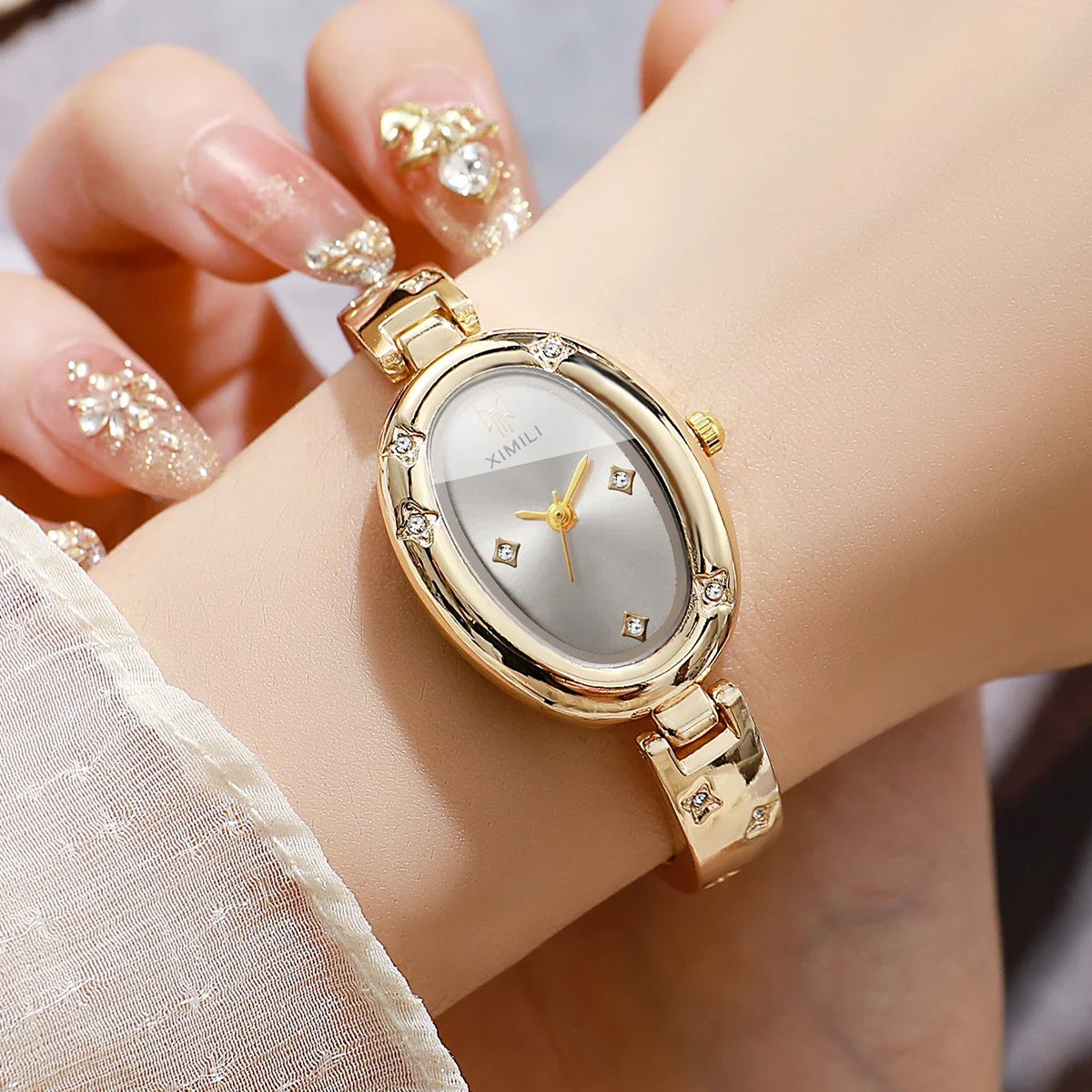 Elegant Oval Dial Women's Rhinestone Bracelet Quartz Watch – Bangle Wristwatch