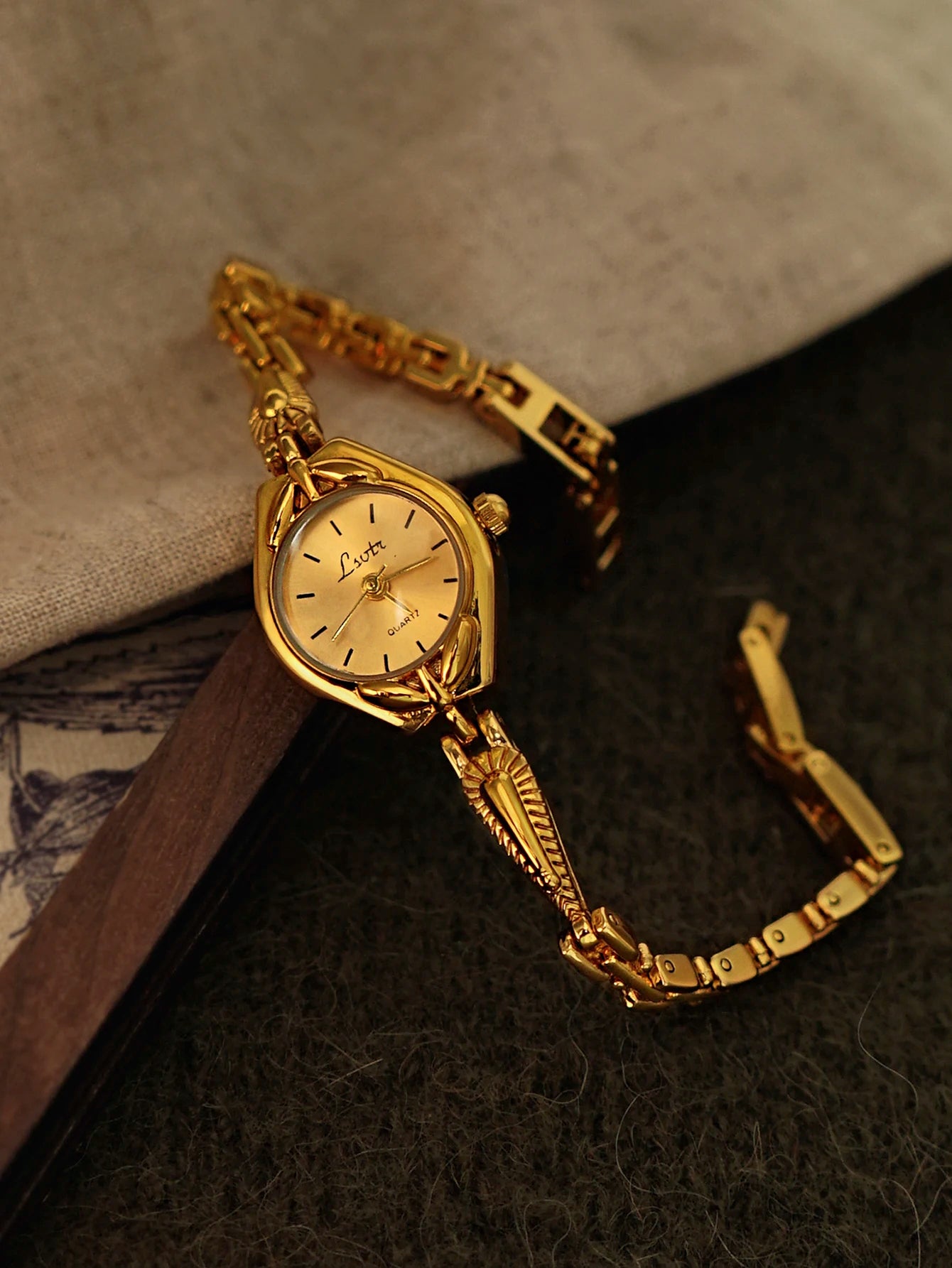 Gold French Classic Ladies Quartz Watch