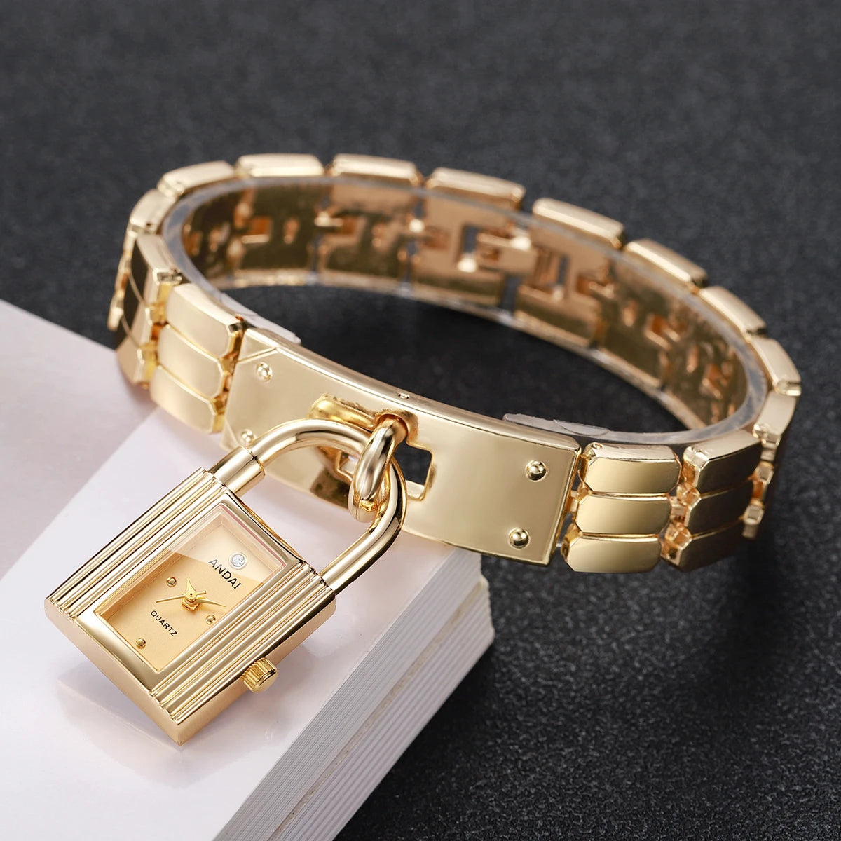 Unique Lock Shape Pendant Women's Quartz Watch – Golden Bracelet Strap Dress Wristwatch
