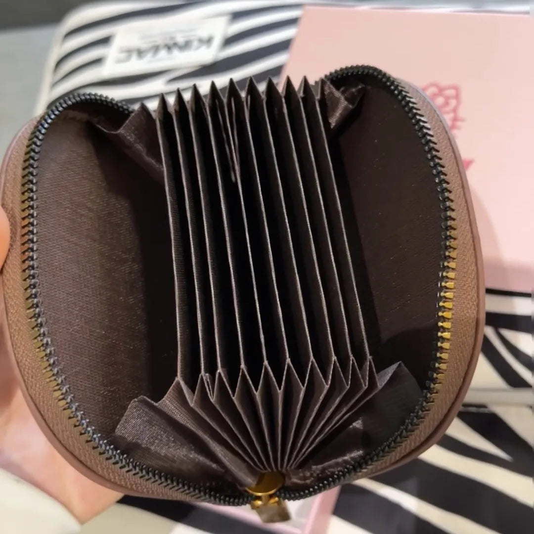 Fashionable Hello Kitty Card Bag - Unique Gift Idea for Girls