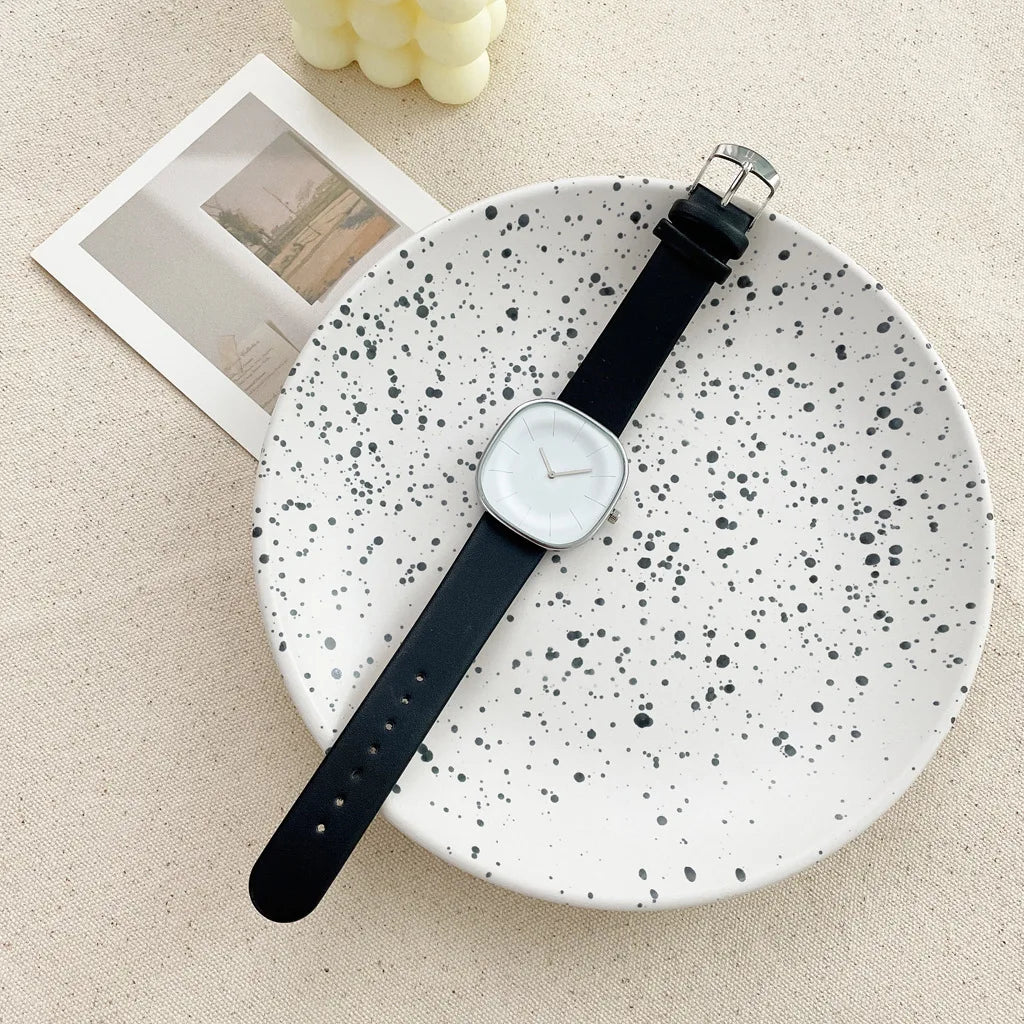 Simple Square Women's Watch – Leather Strap Minimalist Quartz