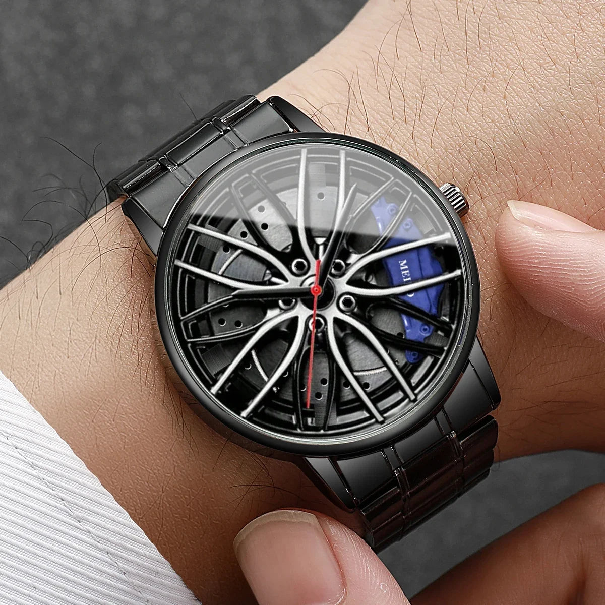 Men's Sports 3D Car Wheel Quartz Watch – Stainless Steel Band Wristwatch