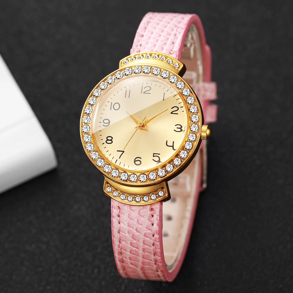 Fashion Rhinestone Women's Quartz Watch – Pink Leather Strap Ladies Wristwatch