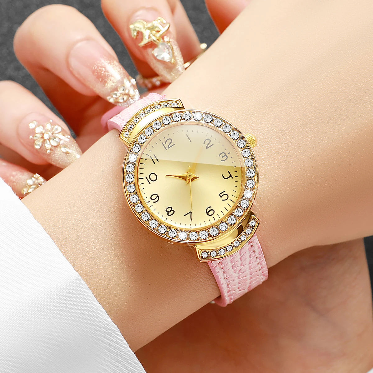 Fashion Rhinestone Women's Quartz Watch – Pink Leather Strap Ladies Wristwatch