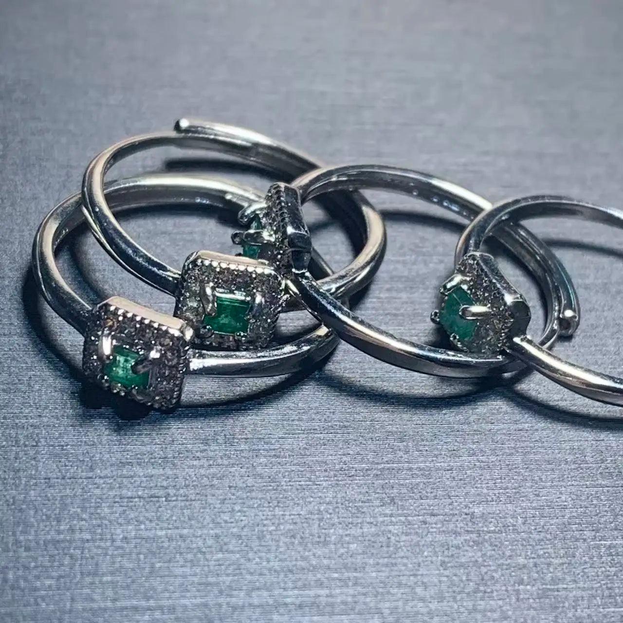 Natural Emerald Adjustable Ring – Vintage Gemstone Ring for Women