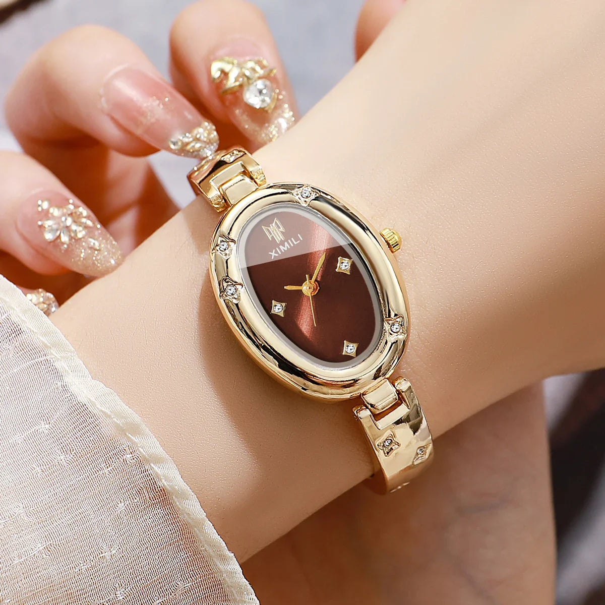 Elegant Oval Dial Women's Rhinestone Bracelet Quartz Watch – Bangle Wristwatch