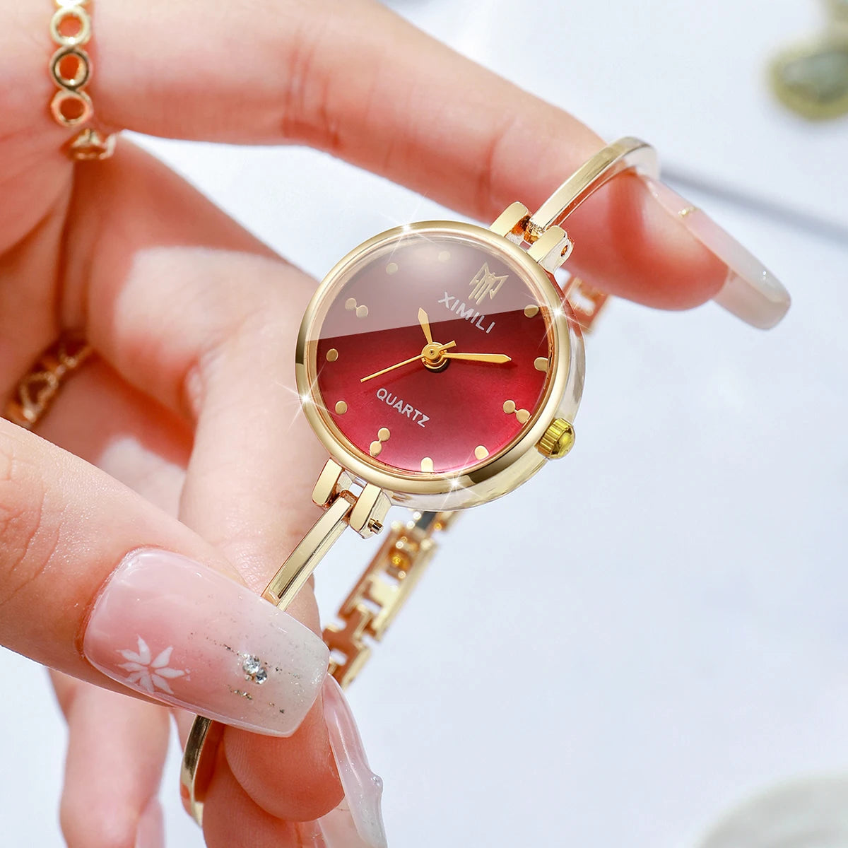 Fashion Women's Bracelet Bangle Quartz Watch – Elegant Ladies Wristwatch Gift
