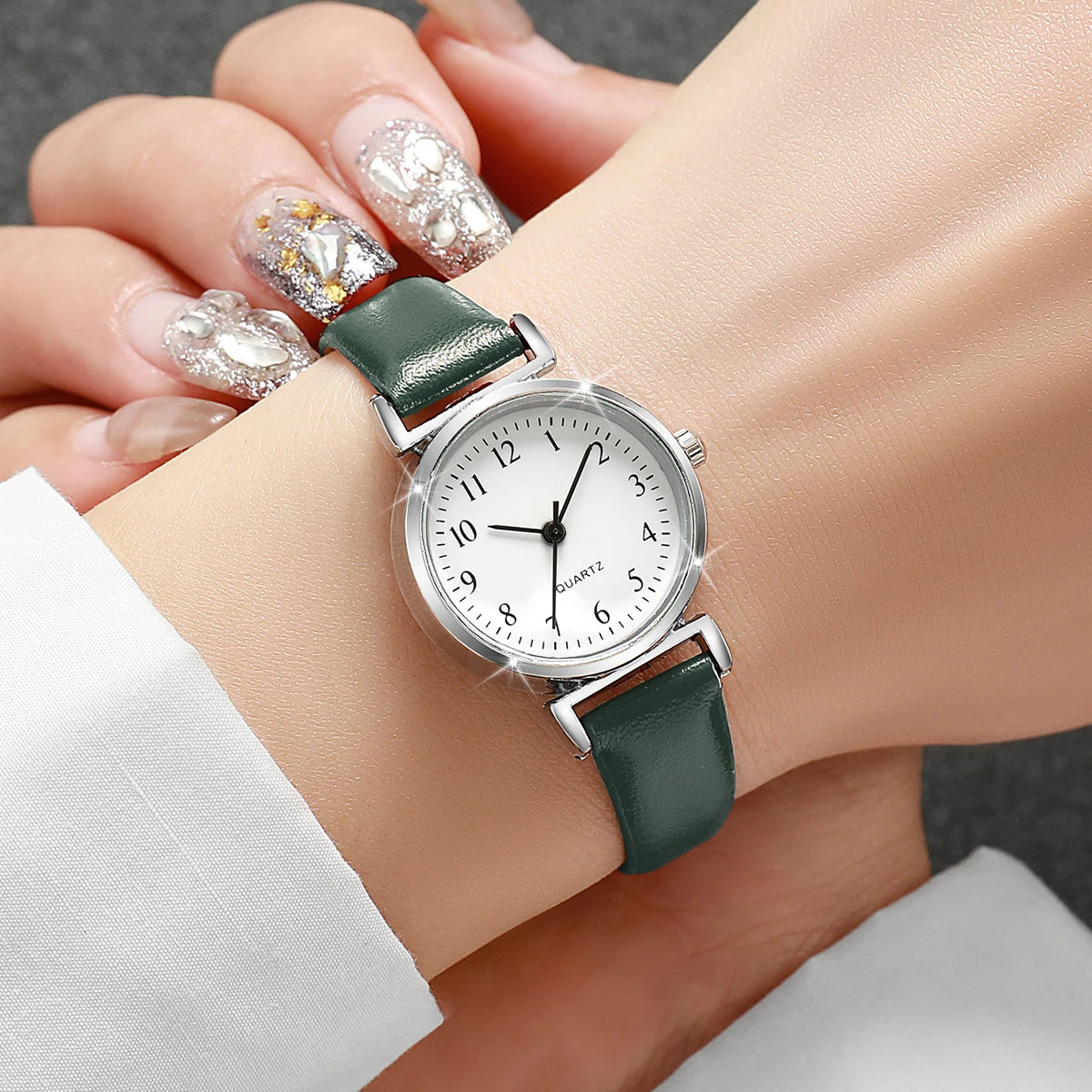 Fashion Small Dial Women's Quartz Watch – Leather Band Analog Wristwatch