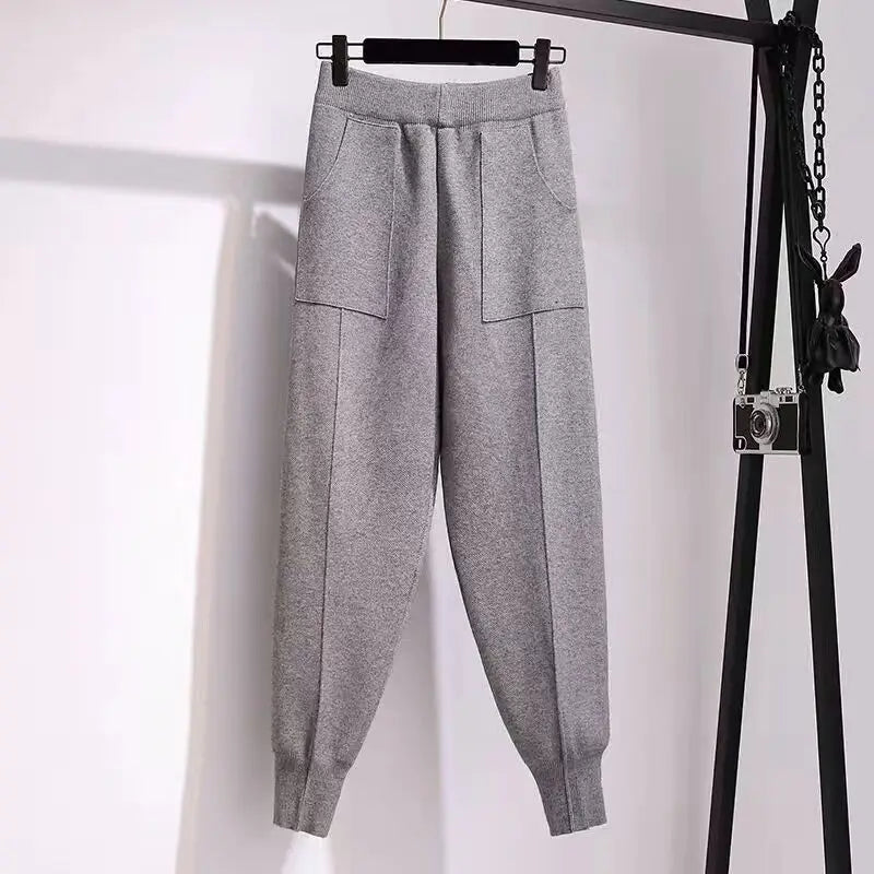 Women pants autumn and winter black casual knitted pants loose elastic spring and autumn nine points Harlan radish pencil pants