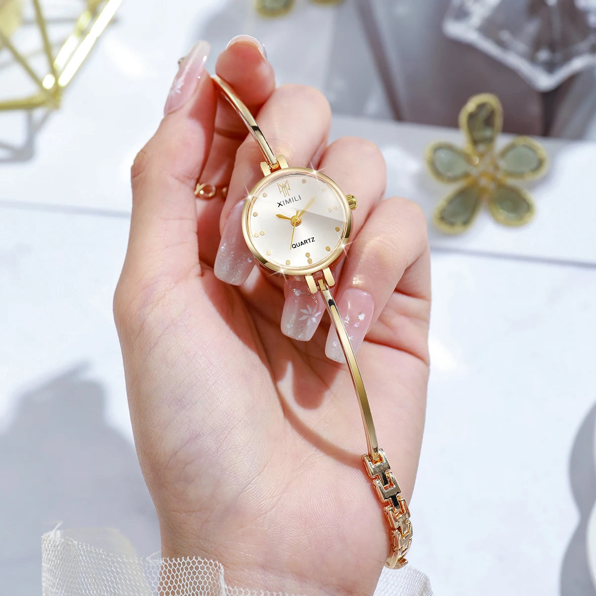 Fashion Women's Bracelet Bangle Quartz Watch – Elegant Ladies Wristwatch Gift