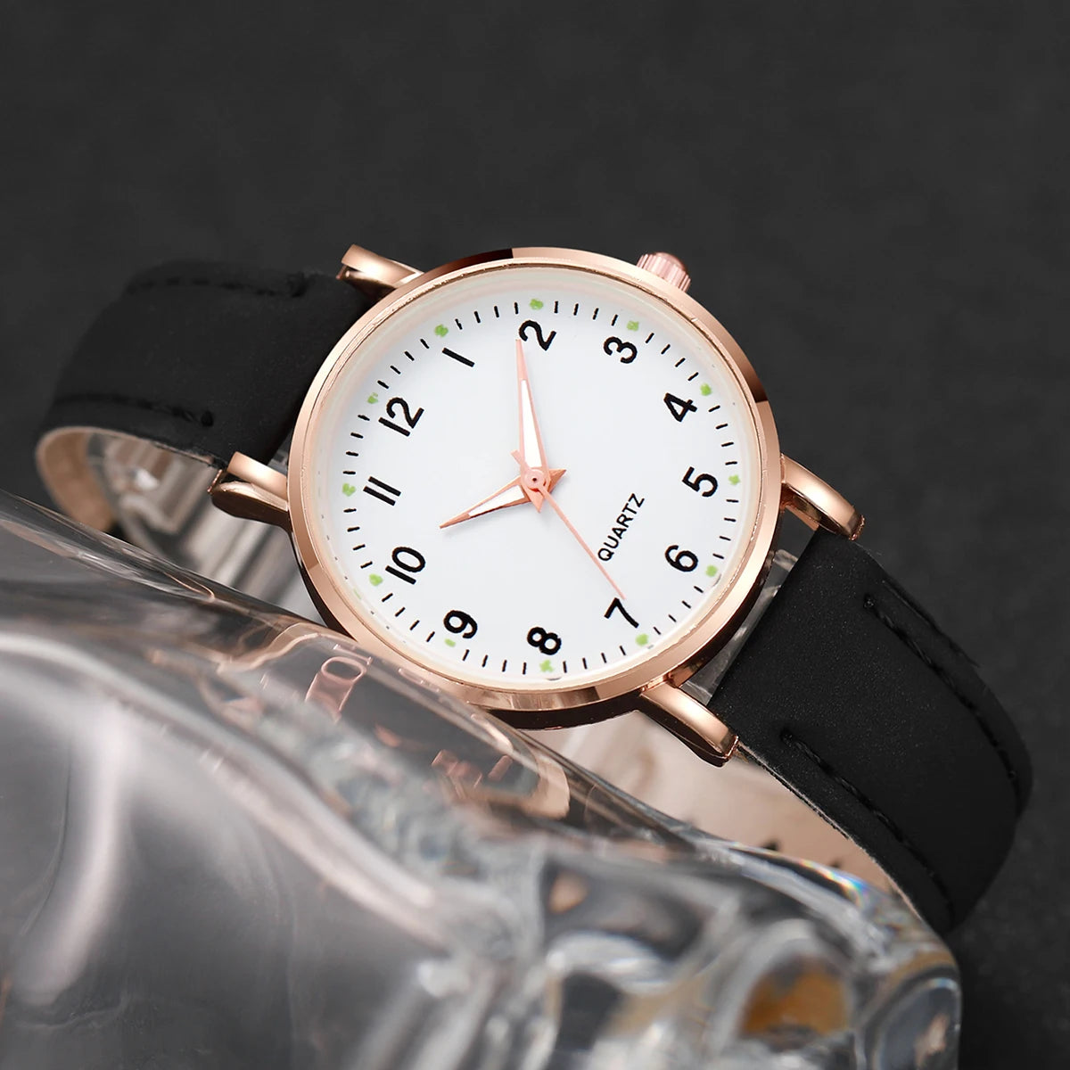 Fashion Women's Leather Quartz Watch & Heart Bracelet Set – 4/6PCS Arabic Dial Wristwatch