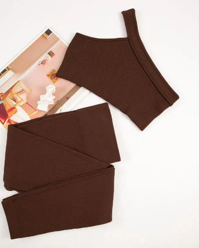 Women's Seamless Sports Set - Ribbed Yoga Suit with Unpadded Running Bra and Leggings