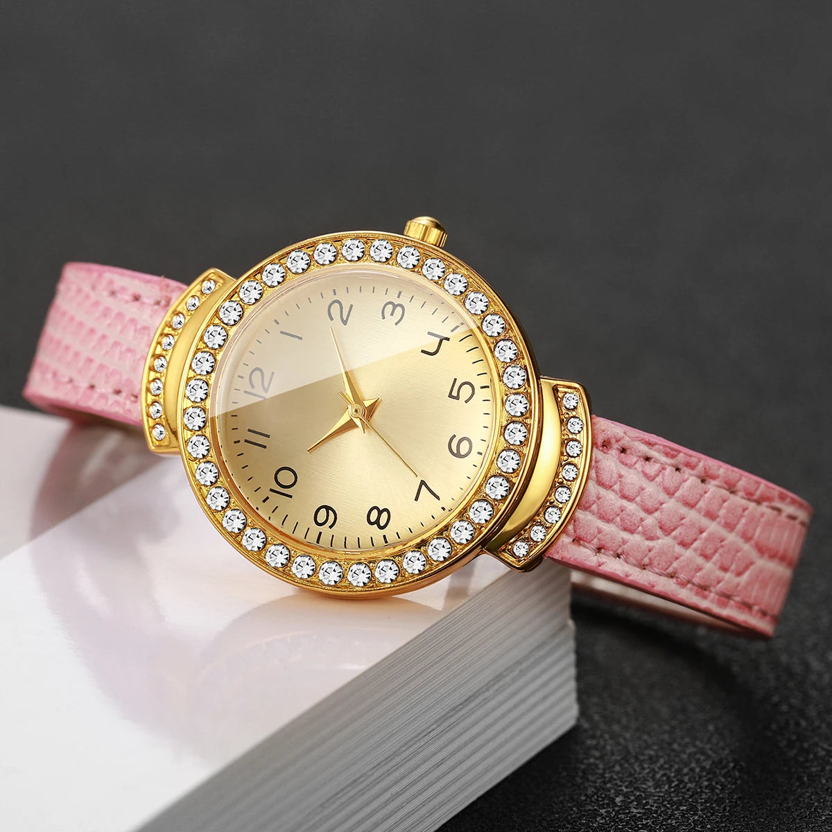 Fashion Rhinestone Women's Quartz Watch – Pink Leather Strap Ladies Wristwatch