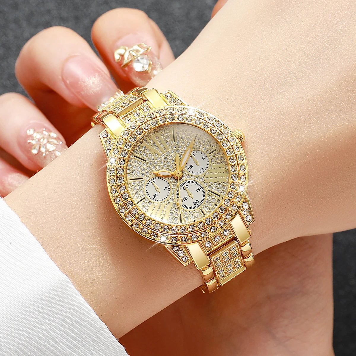 Luxury Full Diamond Women's Quartz Watch & Heart Bracelet Set – 2PCS Ladies Wristwatch
