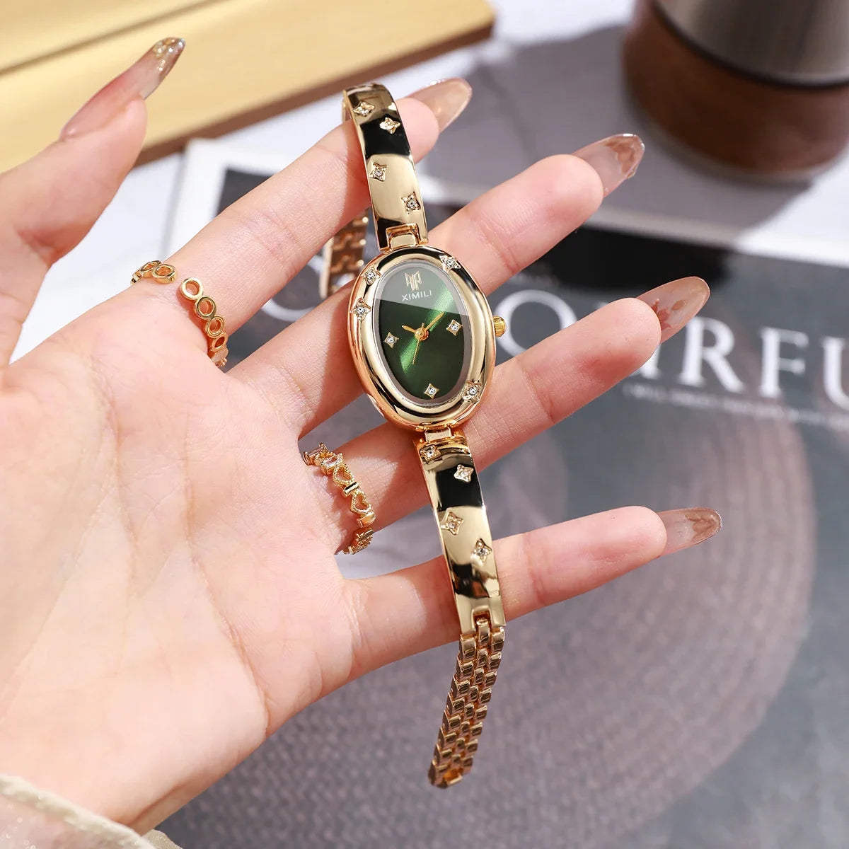 Elegant Oval Dial Women's Rhinestone Bracelet Quartz Watch – Bangle Wristwatch