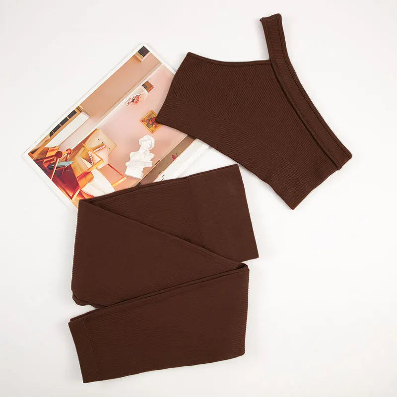 Women's Seamless Sports Set - Ribbed Yoga Suit with Unpadded Running Bra and Leggings