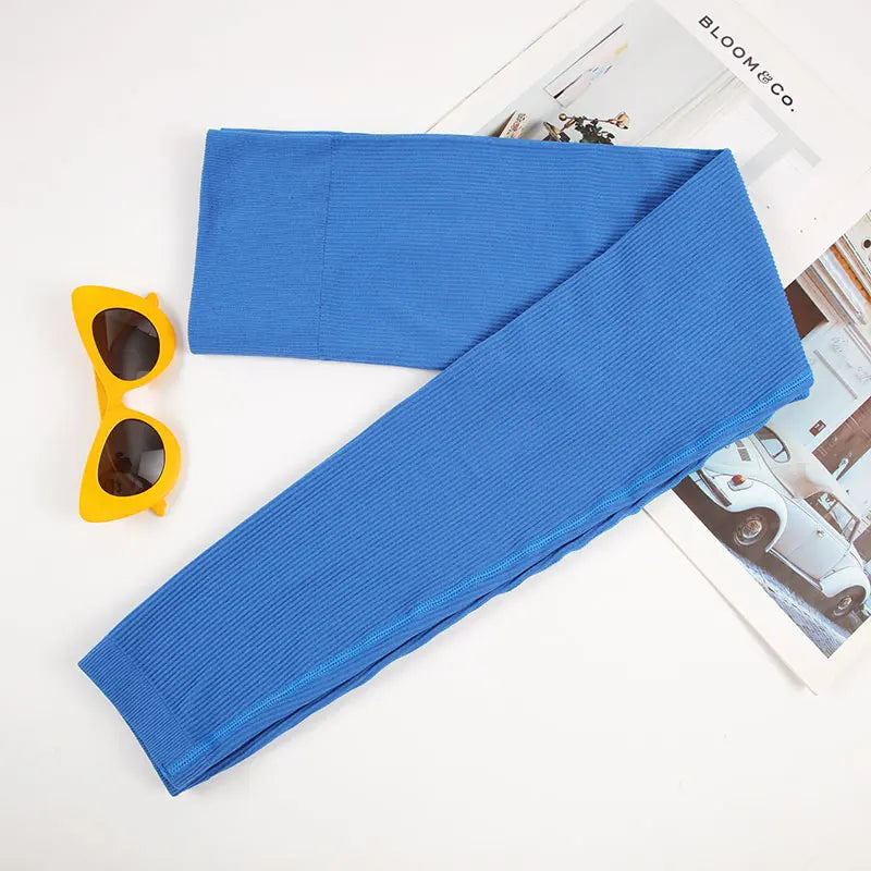 Women's Seamless Sports Set - Ribbed Yoga Suit with Unpadded Running Bra and Leggings