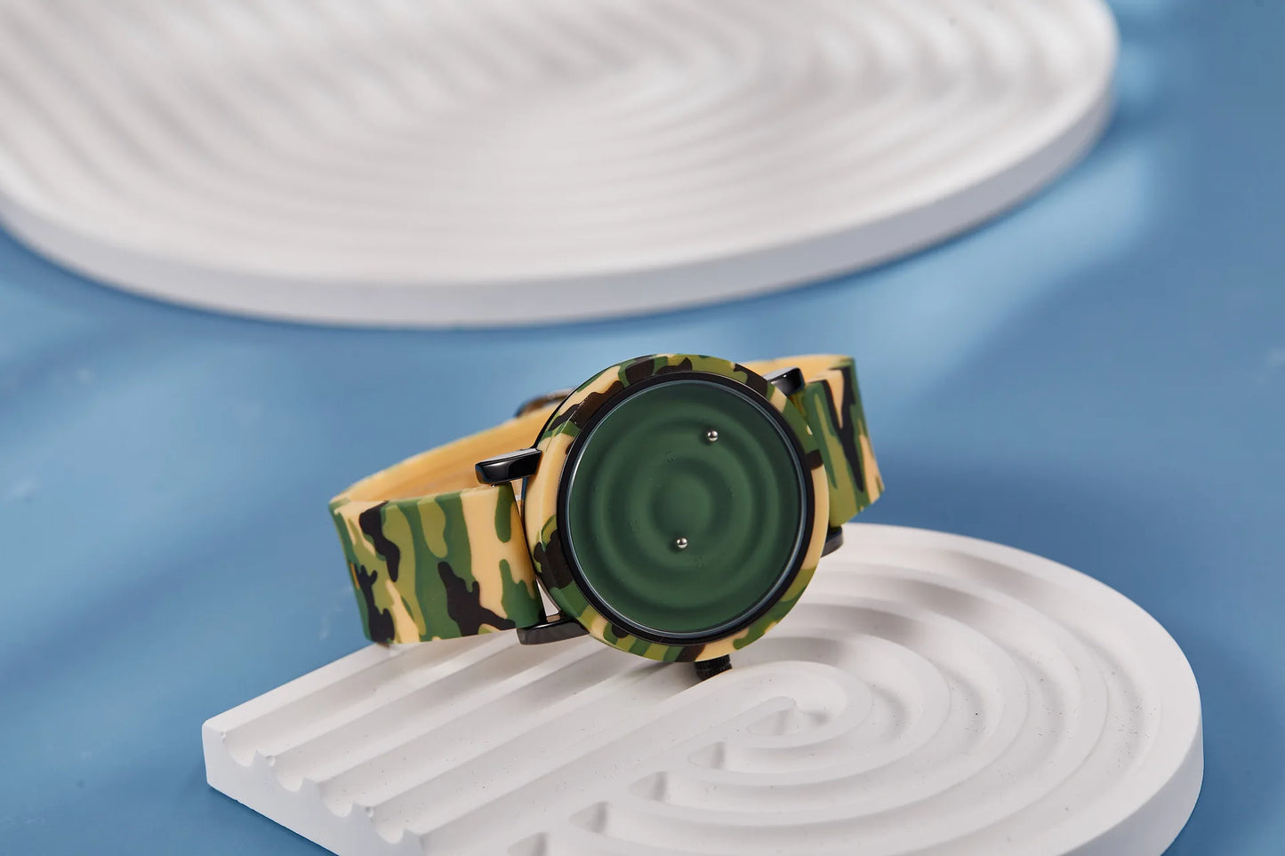 Magnetic Pointer Watch – Waterproof Quartz for Men & Women