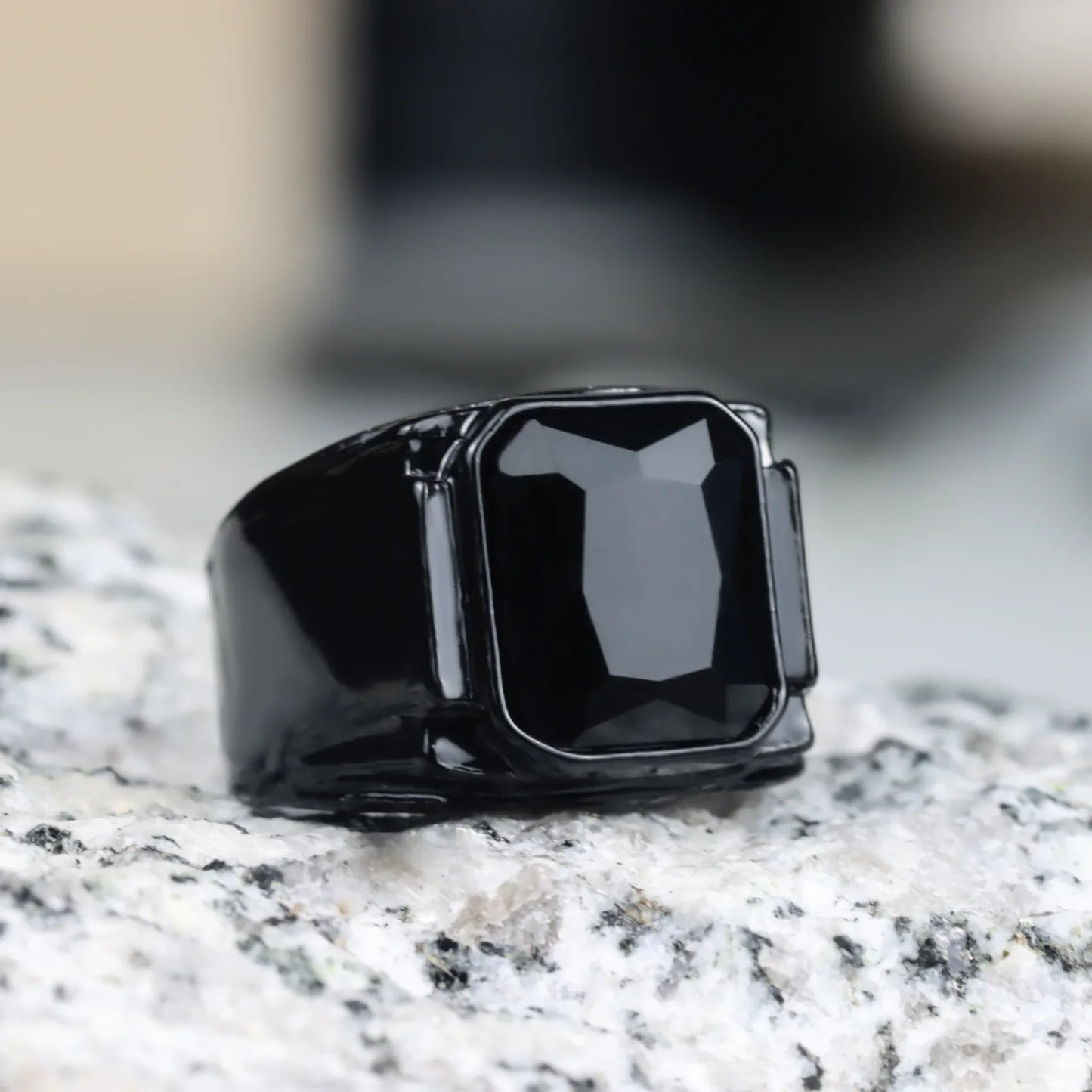 Unisex Punk Style Ring – Black & Red Enamel